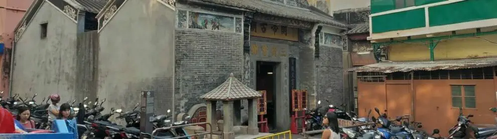 1 Kuan Tai Temple 017 Copy