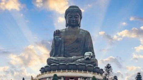 1 Tian Tan Buddha 017